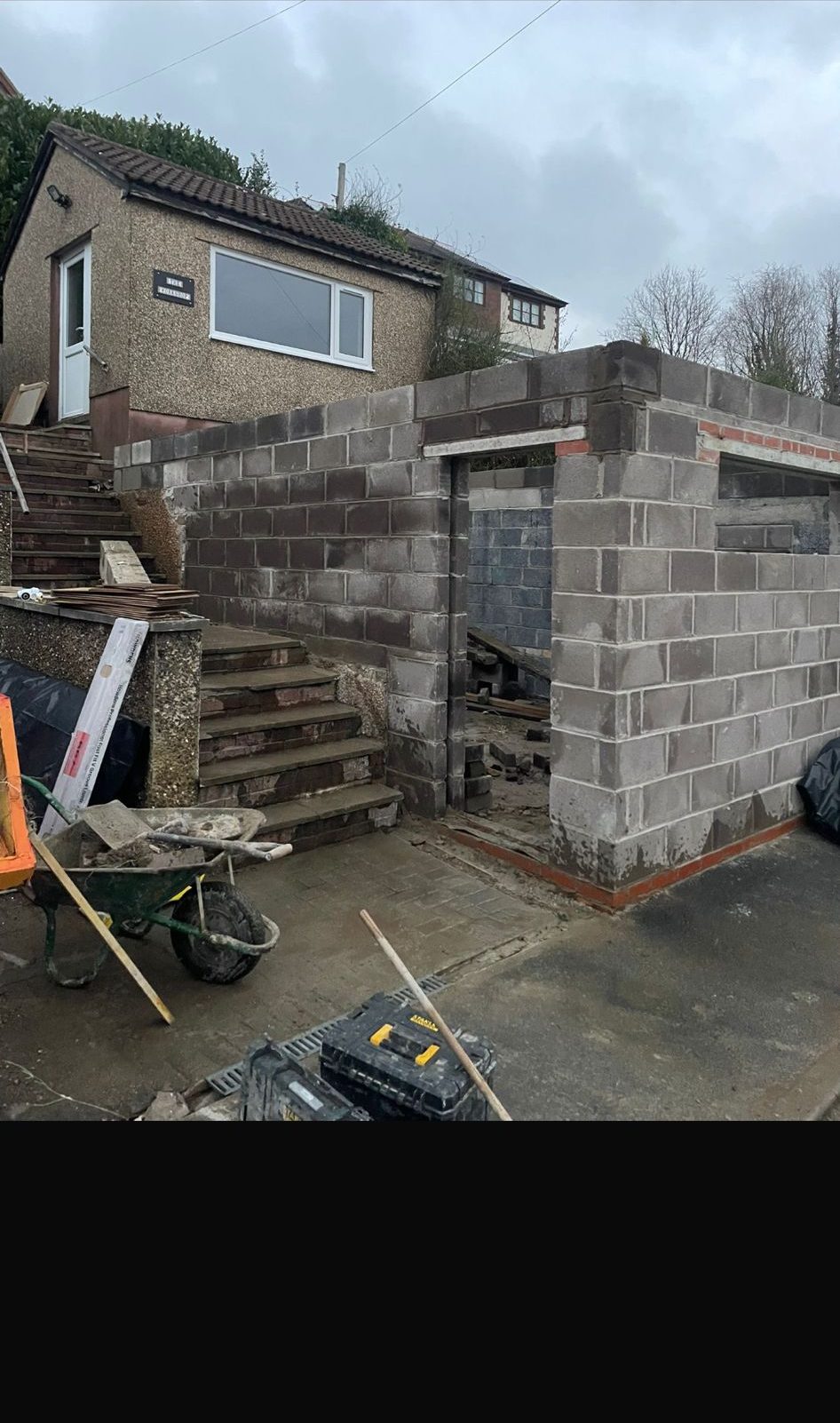 Blockwork garage extension with rendered steps, Cynon Valley